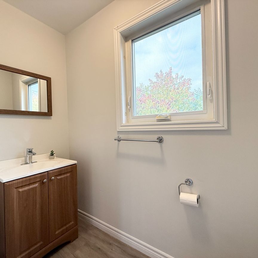 For Lease - 435 Mcalpine Avenue Unit# 1, Welland, Ontario - Photo 1