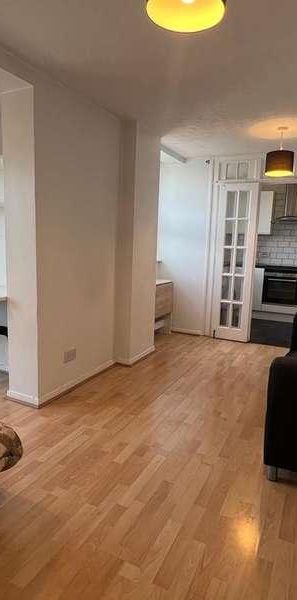 Drew Road, London, E16 - Photo 1