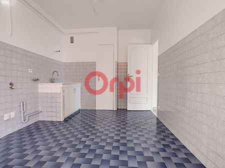 Location Appartement 4 pièces 83m² CAGNES SUR MER 06800 - Photo 3