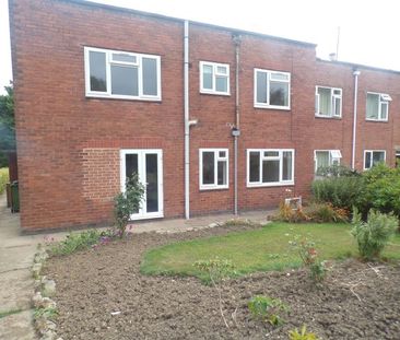 Haddon Close, Chesterfield, S40 - Photo 2