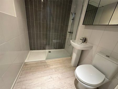 1 bedroom apartment to rent - Photo 3