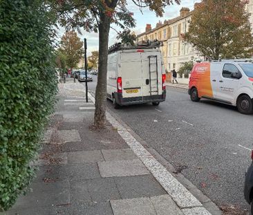 1 bedroom in a house share to rent - Photo 6