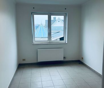 Ruim appartement (ca. 120m2) op 1e verdieping met 3 slaapkamers - Foto 3