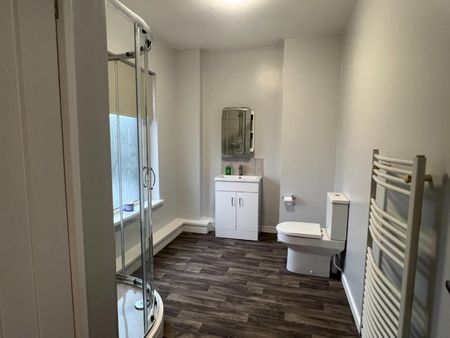 2 bedroom House To Let - Photo 4