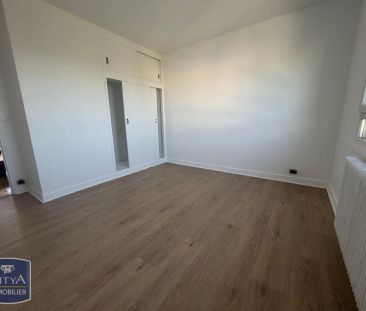 Appartement à louer 4 pièces 76.98m² - Photo 2