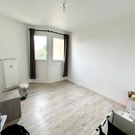 Location Appartement 3 pièces 63m² HEROUVILLE ST CLAIR 14200 - Photo 3