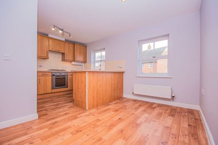 3 bedroom end of terrace house - Photo 5