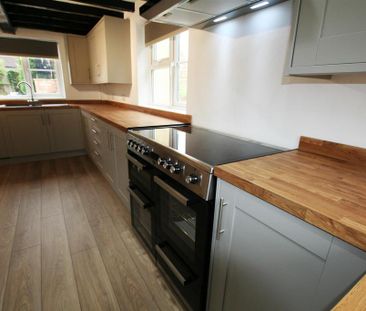 4 bedroom detached house to rent - Photo 6