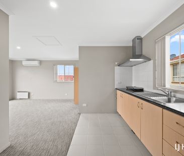 74B Kelleway Avenue, Nicholls ACT 2913 - Studio For Rent | Domain - Photo 2