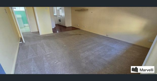 Chic Light-Filled Apartment in the Heart of Mentone. - Photo 1