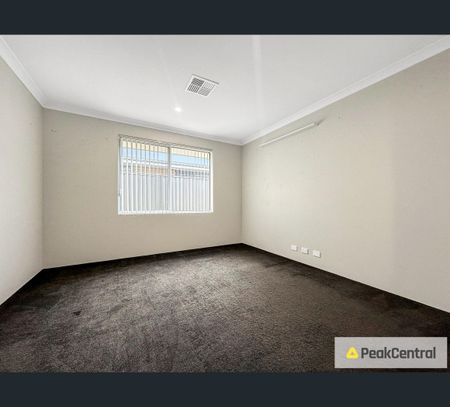 21 Porrum Street, Wellard, WA 6170 - Photo 4