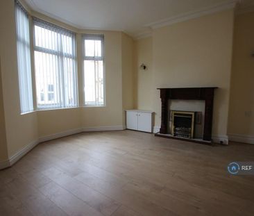 4 bedroom terraced house to rent - Photo 2