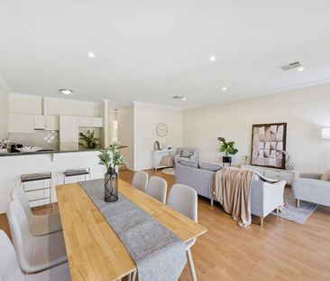 Comfortable Family Living in Prime Campbelltown Location - Photo 3