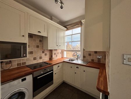 1 Bed Flat, London, W12 - Photo 5