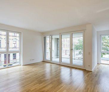 Ab Mai: Helle 2-Zimmer-Wohnung mit großem Balkon - Photo 1