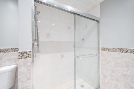 For Lease - 3296 Flagstone Drive Unit# #Basement, Mississauga, Ontario - Photo 4