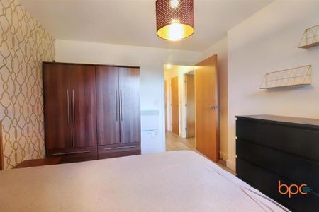 1 bedroom flat to rent - Photo 5