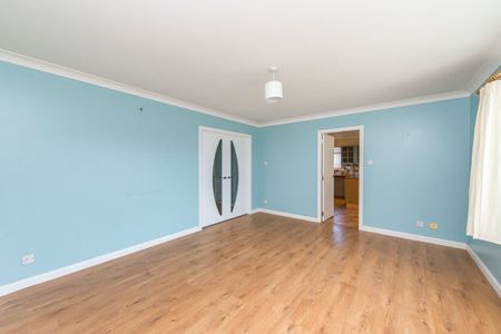 43 Martin Drive, AB39 2LU, Stonehaven - Photo 2