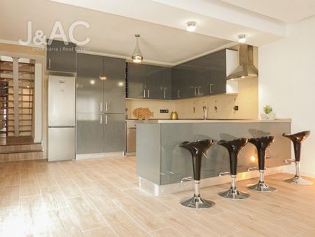 Moradia T3+1 em Lisboa - Photo 2