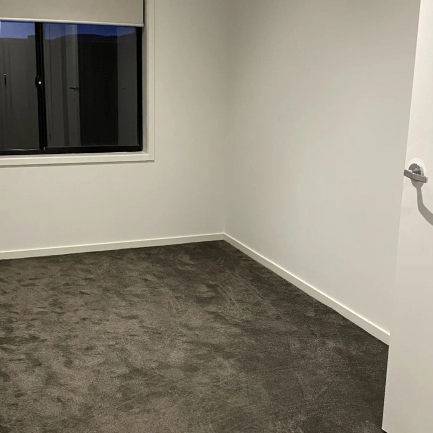 Modern Family Home in a Convenient Wallan Location - Photo 1