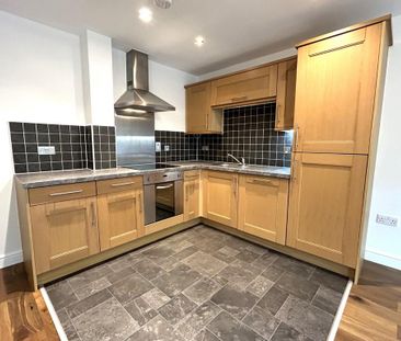 2 bedroom flat to rent - Photo 3