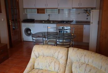 Apartamento T0+1 junto ao Centro Comercial Glicínias