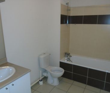 Location Appartement 2 pièces 41m² BEGLES 33130 - Photo 3