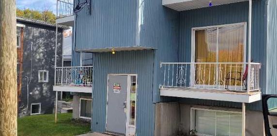 3 1/2 à louer Chicoutimi - Photo 2