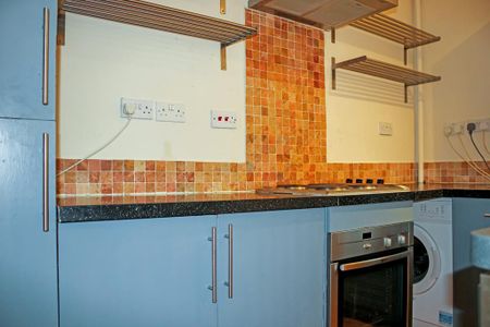 1 bedroom apartment to rent - Photo 4