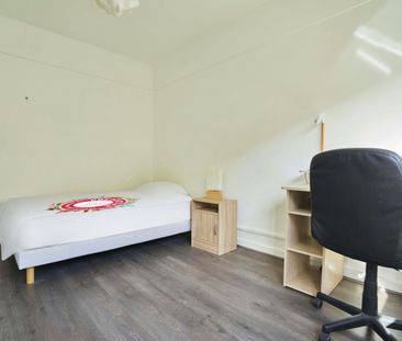 SUHARD C Colocation 5 chambres à Reims - Photo 3