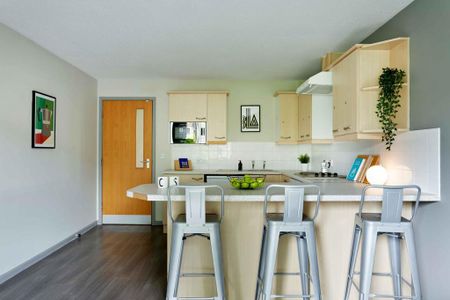 1 bedroom private hall to rent - Photo 5