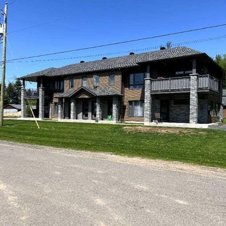 Logement 4 1/2 à Saint-Ambroise - Photo 3