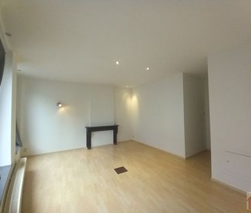 Zeer ruim triplex appartement te huur in centrum Tienen - Foto 2