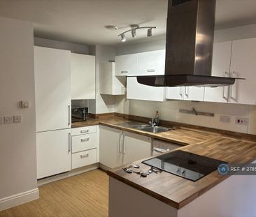 2 bedroom flat to rent - Photo 6