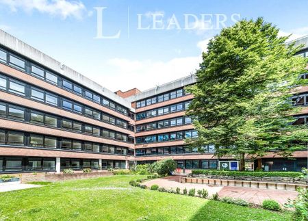 Studio to rent - Photo 5