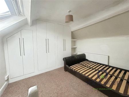 2 bedroom end of terrace house to rent - Photo 5