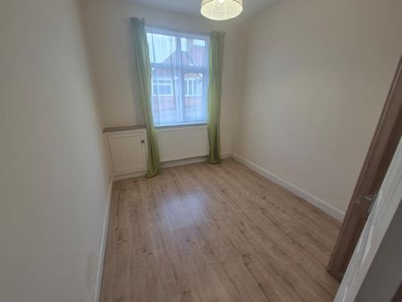 2 bedroom bungalow to rent - Photo 2