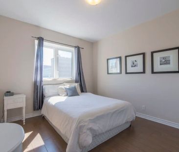 307 Lebreton St South — 1 Bedroom + Den - Photo 1