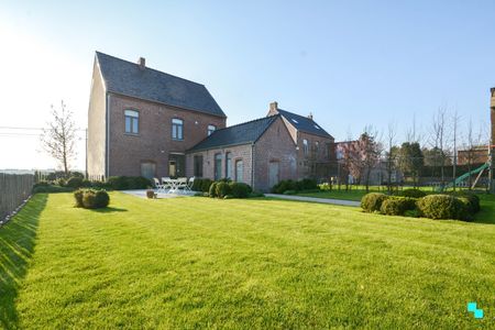 Alleenstaande landelijk gelegen woning met 3 slaapkamers - Photo 2