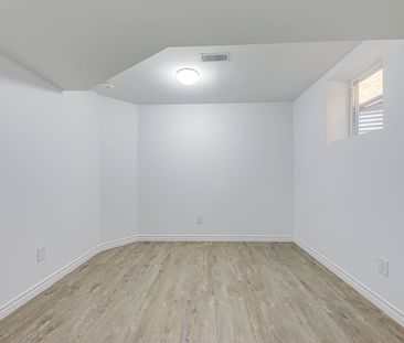 For Lease - 1052 Kelman Court Unit# Lower, Milton, Ontario - Photo 5