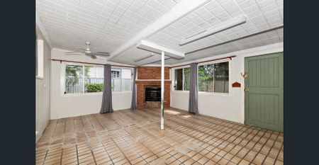 3 Bedroom Home - Photo 3