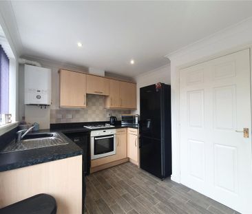 3 bedroom terraced house to rent - Photo 2