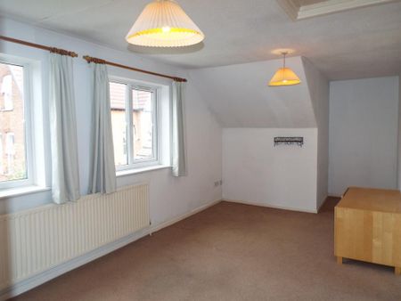 1 bedroom apartment to rent - Photo 2