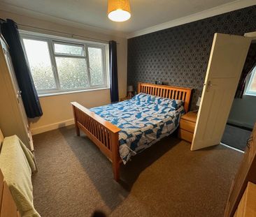 3 bedroom semi-detached house to rent - Photo 6