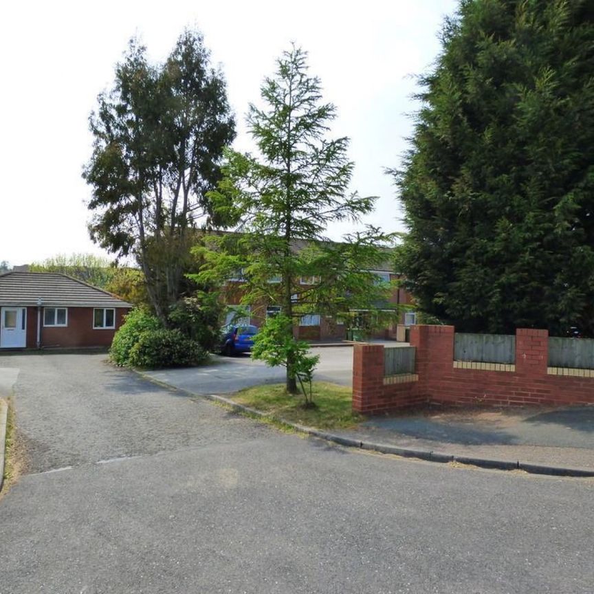 1 bedroom Flat To Let - Photo 1