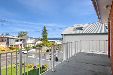 52 Griffin Road, North Curl Curl. - Photo 2