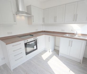2 Bedroom House - Semi-Detached To Let - Photo 6