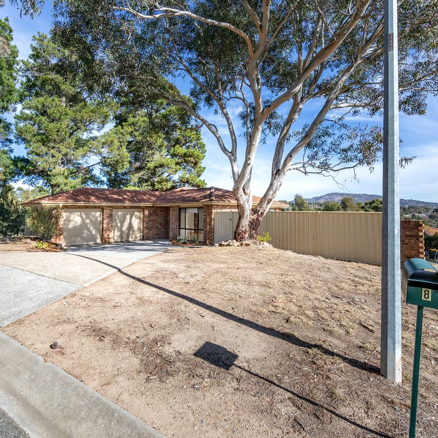 1/8 Gladman Close, Isaacs ACT 2607 - House For Rent | Domain - Photo 1