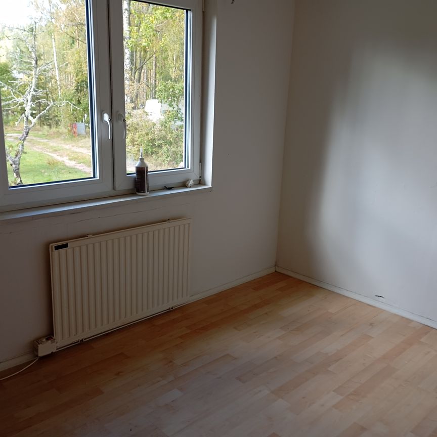 Flugmötesvägen, Eskilstuna - Photo 1