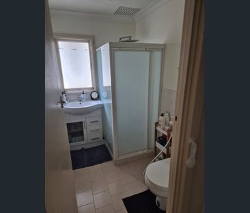 3 Bedroom 1 Bathroom house for Rent - Photo 6